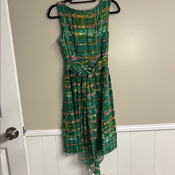 J Howard Vibrant Green and Yellow Asymmetrical Sundress for Cocktail Events - Picture 3 of 3